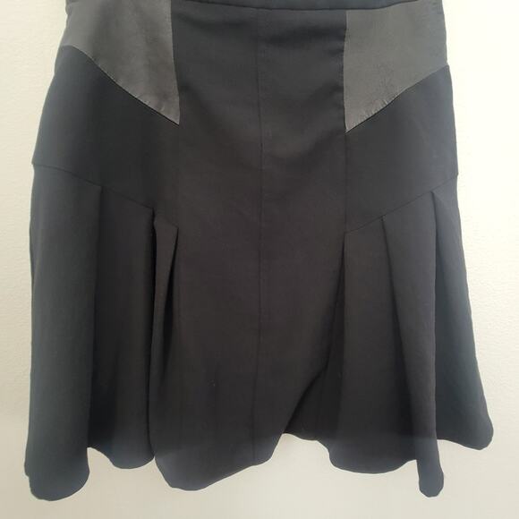 Nanette Lepore Sz 4 Pleated Skirt Made in USA Leather Lining Lined Dark Academia - Picture 4 of 9